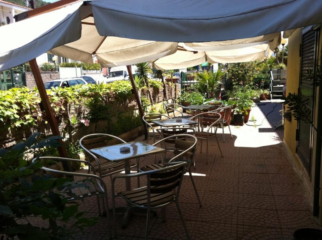 Albergo Delle Rose Pozzuoli Buitenkant foto