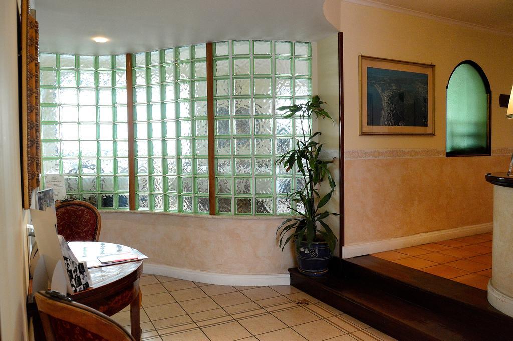 Albergo Delle Rose Pozzuoli Buitenkant foto